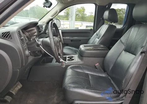 2011 Chevrolet Silverado C1500 Lt from USA, damaged, VIN 1GCRCSE00BZ132483